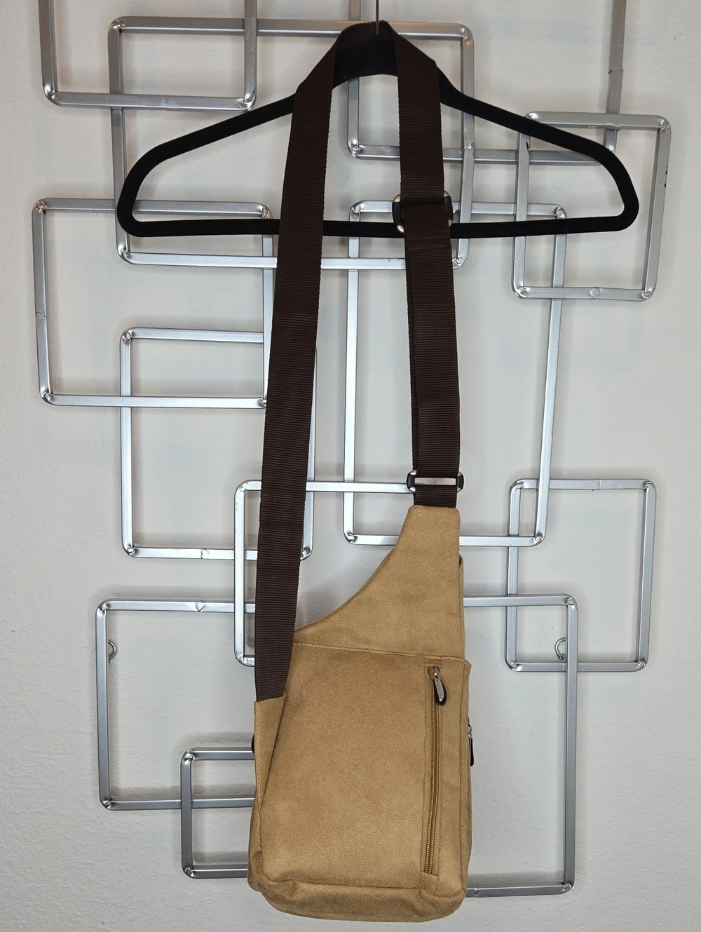 Travelon Multi Fuction Tan Suede Travel Hiking Sightseeing Crossbody Bag NWOT